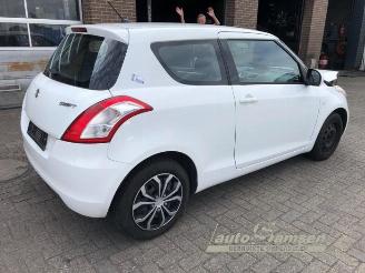 Suzuki Swift Swift (ZA/ZC/ZD), Hatchback, 2010 / 2017 1.2 16V picture 4