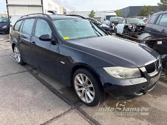 Vrakbiler auto BMW 3-serie 3 serie Touring (E91), Combi, 2004 / 2012 318i 16V 2008/11