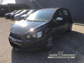 Vrakbiler auto Chevrolet Aveo Aveo (300), Hatchback, 2006 / 2015 1.3 D 16V 2012/6