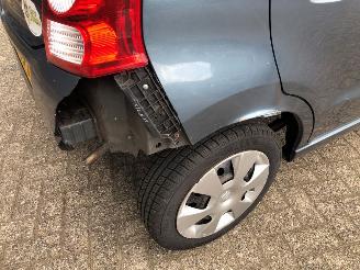 Suzuki Alto  picture 4