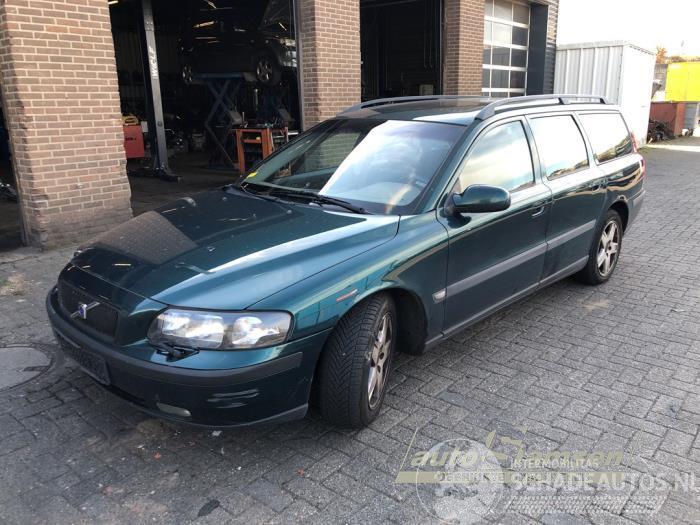 Volvo V-70 V70 (SW), Combi, 1999 / 2008 2.4 T 20V