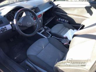 Opel Astra Astra H GTC (L08), Hatchback 3-drs, 2005 / 2011 1.6 16V Twinport picture 8