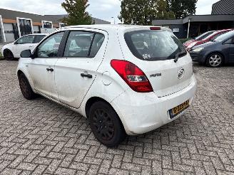 Hyundai I-20  picture 7
