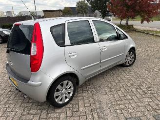 Mitsubishi Colt  picture 6
