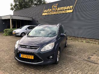 skadebil auto Ford Grand C-Max  2011/1