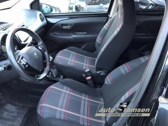 Peugeot 108 108, Hatchback, 2014 1.2 VTi 12V picture 8
