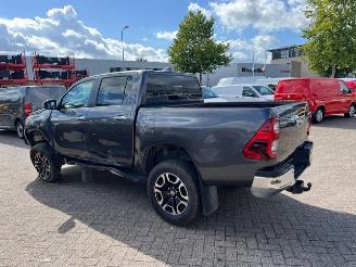Toyota Hilux 2.8 D-4D 150KW AUTOM. DOUBLE CAB.  KLIMA LEER 4WD picture 4
