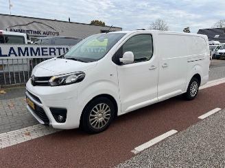 krockskadad bil bedrijf Toyota Proace 2.0 D-4D 90kw LONG  AIRCO KLIMA NAVI EURO6 2019/6