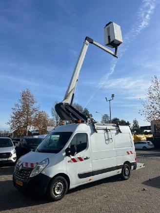 skadebil bedrijf Renault Master 2.3 DCI 96KW L2H2  KLUBB 32  HOOGWERKER EURO6 2017/7