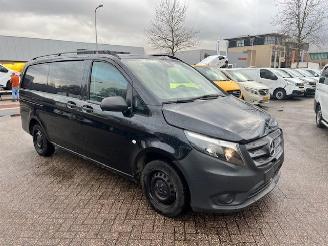 krockskadad bil bedrijf Mercedes Vito 114 CDI 100KW LANG AIRCO KLIMA  EURO6 2020/12