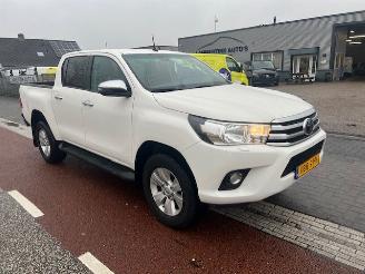 Toyota Hilux 2.4 D-4D 110KW AUTOM. DOUBLE CAB.  KLIMA AIRCO 4WD picture 1