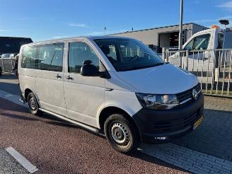 Schadeauto Volkswagen Transporter KOMBI 2.0 TDI 110KW PKW 8P AUTOMAAT KLIMA AIRCO EURO6 2018/3