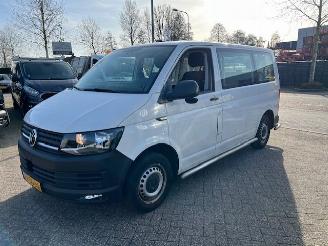 uszkodzony samochody osobowe Volkswagen Transporter 2.0 TDI 110KW AUTOM. KOMBI PKW BRIEF 8P KLIMA EURO6 2017/10