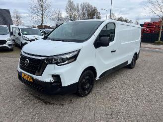 krockskadad bil bedrijf Renault Trafic NISSAN NV300 2.0 DCI 110KW L2H1 LANG KLIMA AIRCO 2023/10