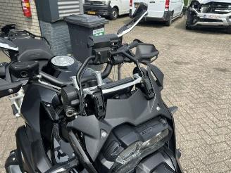 BMW R 1250 GS TRIPLE BLACK EDITION  32.000KM picture 9