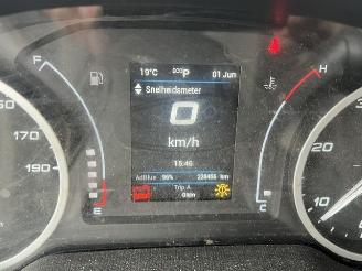 Iveco Daily 35S18 3.0D 129KW L2H2 HIMATIC AUTOM. KLIMA EURO6 picture 9