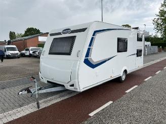 Caravelair  STYLE 496 FAMILY  STAPELBED VASTBED picture 2