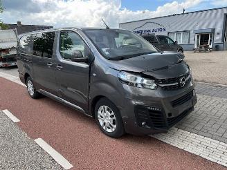 krockskadad bil bedrijf Opel Vivaro 2.0 CDTI 90KW DC LANG AIRCO KLIMA 2021/11
