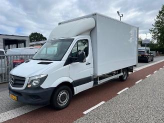 skadebil bedrijf Mercedes Sprinter 314 CDI 105KW KOFFER LAADKLEP LBW KLIMA EURO6 2017/10