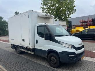 dañado vehículos comerciales Iveco Daily 35S13 2.3D 93KW THERMO KING KUHLKOFFER KOELING LAADKLEP 2016/11