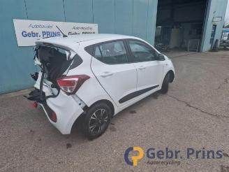 Hyundai I-10 i10 (B5), Hatchback, 2013 / 2019 1.0 12V picture 2