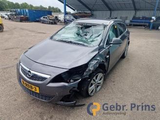 Opel Astra Astra J Sports Tourer (PD8/PE8/PF8), Combi, 2010 / 2015 1.4 Turbo 16V picture 3
