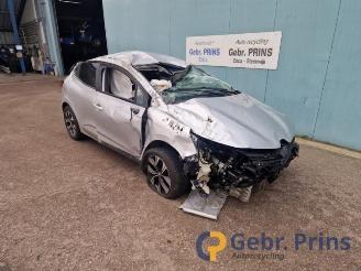 Salvage car Renault Clio Clio V (RJAB), Hatchback 5-drs, 2019 1.0 TCe 90 12V 2022/12