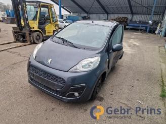 Peugeot 107 107, Hatchback, 2005 / 2014 1.0 12V picture 3