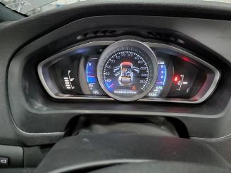 Volvo V-40 V40 (MV), Hatchback 5-drs, 2012 / 2019 2.0 D2 16V picture 18