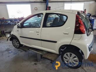 Sloopauto Peugeot 107 107, Hatchback, 2005 / 2014 1.0 12V 2012/11