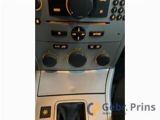 Opel Astra Astra H (L48), Hatchback 5-drs, 2004 / 2014 1.8 16V picture 6