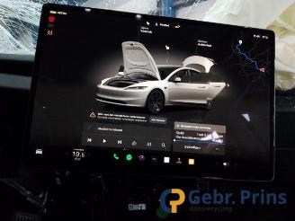 Tesla Model 3 Model 3, Sedan, 2017 RWD 60 kWh picture 5