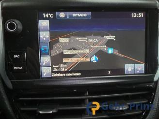 Peugeot 2008 2008 (CU), MPV, 2013 / 2019 1.2 Vti 12V PureTech 82 picture 11