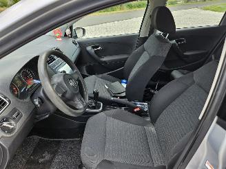 Volkswagen Polo 1.4 16V Hatchback  Benzine 1.390cc 63kW (86pk) FWD picture 11
