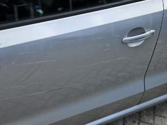 Volkswagen Polo 1.4 16V Hatchback  Benzine 1.390cc 63kW (86pk) FWD picture 9