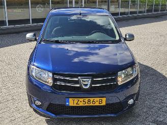 Dacia Sandero 1.2 16V Hatchback  Benzine 1.149cc 55kW (75pk) FWD picture 2