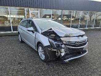 Unfallwagen Opel Astra 1.6 CDTI 110 16V Combi/o  Diesel 1.598cc 81kW (110pk) FWD 2018/10