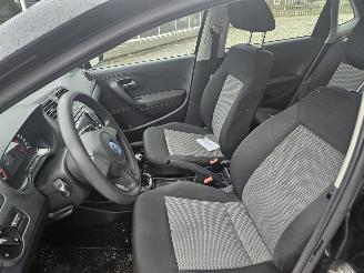 Volkswagen Polo 1.2 12V Hatchback  Benzine 1.198cc 44kW (60pk) FWD picture 10