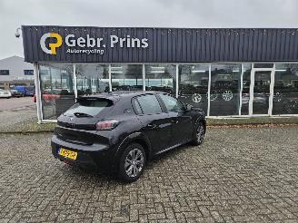 skadebil auto Peugeot 208 e-208 50 kWh Hatchback 4Dr Elektrisch  100kW (136pk) FWD 2023/9