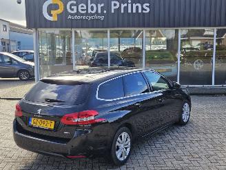 Coche accidentado Peugeot 308 1.6 BlueHDi 120 Combi/o 4Dr Diesel 1.560cc 88kW (120pk) FWD 2015/9