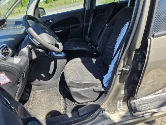 Citroën C3 picasso 1.6 16V VTI 120 MPV  Benzine 1.598cc 88kW (120pk) FWD picture 9