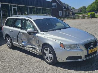Volvo V-70 2.5 T LPG 20V Combi/o  Benzine 2.521cc 170kW (231pk) picture 3