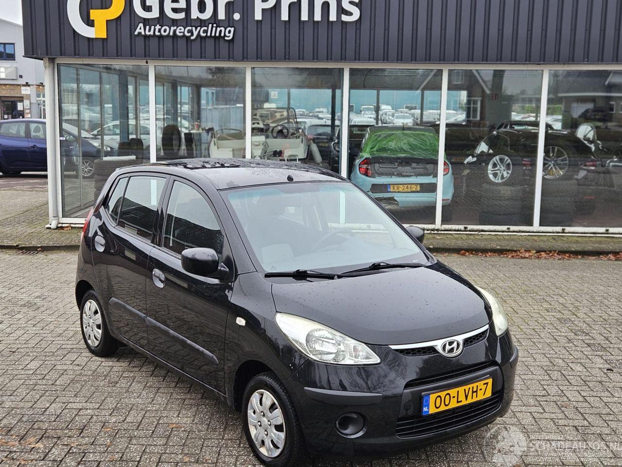 Hyundai I-10 1.1i 12V Hatchback  Benzine 1.086cc 49kW (67pk) FWD