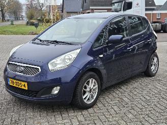 Kia Venga 1.4 CVVT 16V MPV  Benzine 1.396cc 66kW (90pk) FWD picture 9