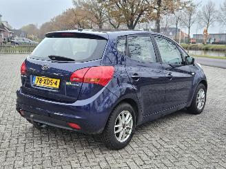 Kia Venga 1.4 CVVT 16V MPV  Benzine 1.396cc 66kW (90pk) FWD picture 3