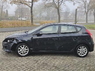 Hyundai I-30 1.6 CVVT 16V Hatchback  Benzine 1.591cc 93kW (126pk) FWD picture 6