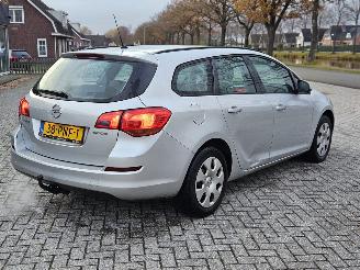 Opel Astra SPORTS TOURER 1.4 16V ecoFLEX Combi/o  Benzine 1.398cc 74kW (101pk) FWD picture 3