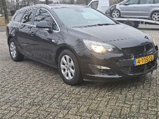 Opel Astra SPORTS TOURER 1.7 CDTi 16V Combi/o  Diesel 1.686cc 81kW (110pk) FWD picture 7