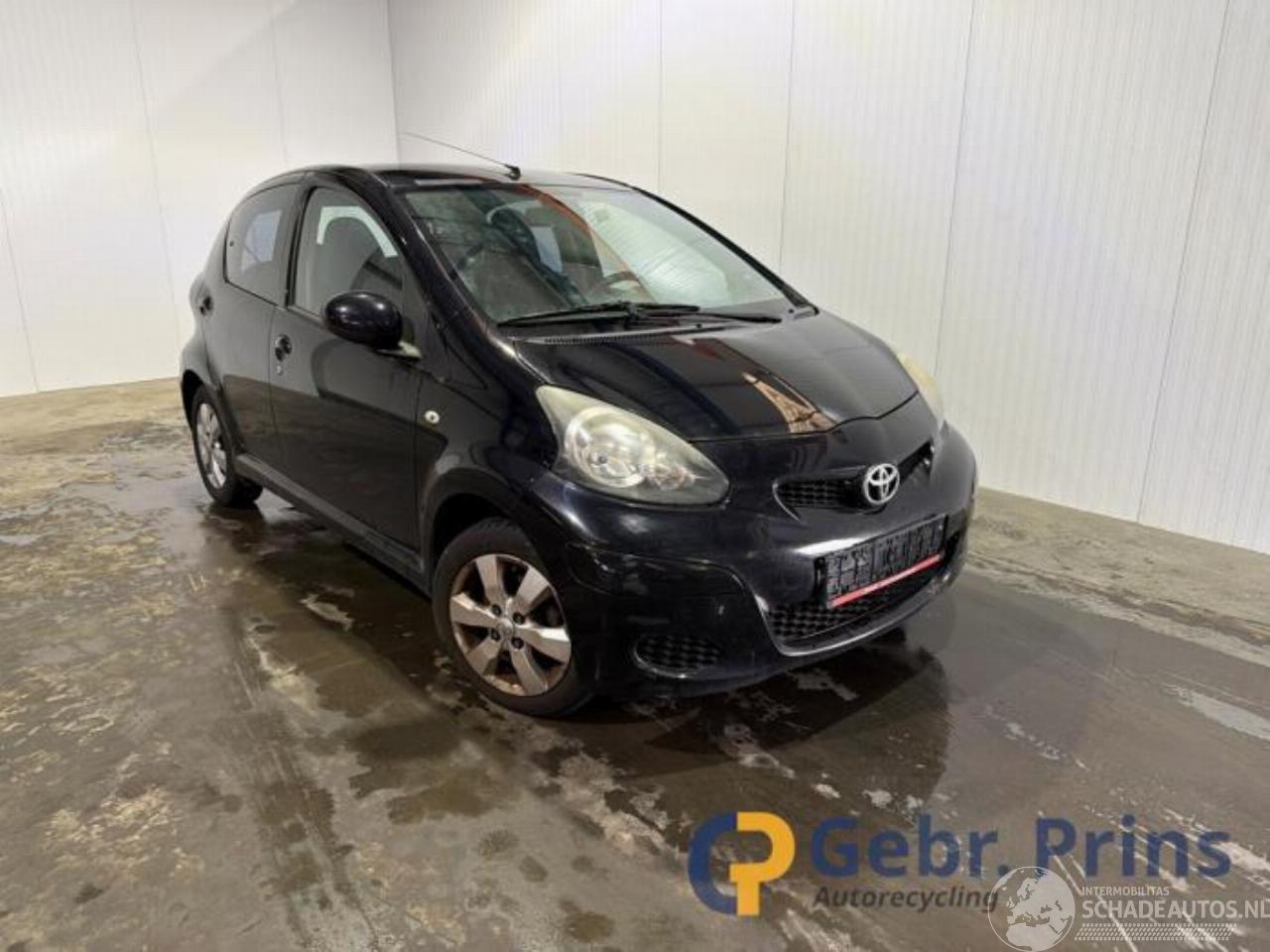 Toyota Aygo Aygo (B10), Hatchback, 2005 / 2014 1.0 12V VVT-i