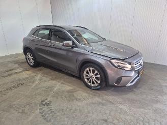 škoda osobní automobily Mercedes GLA 1.6 180 16V SUV  Benzine 1.595cc 90kW (122pk) FWD 2019/9